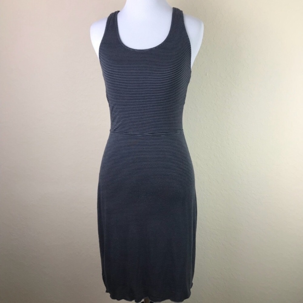 NWT Athleta Reversible Black Grey Stripped Dress L